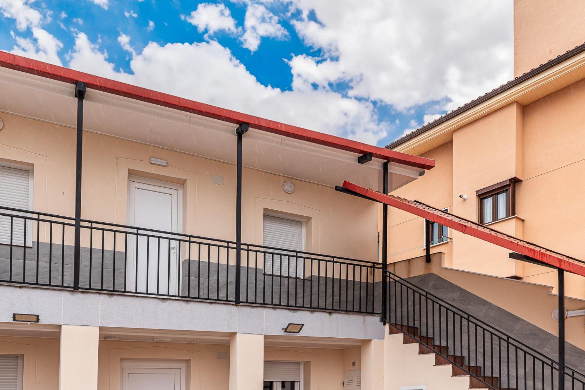 Jardines - Apartamentos & Estudio Ciempozuelos Ngoại thất bức ảnh