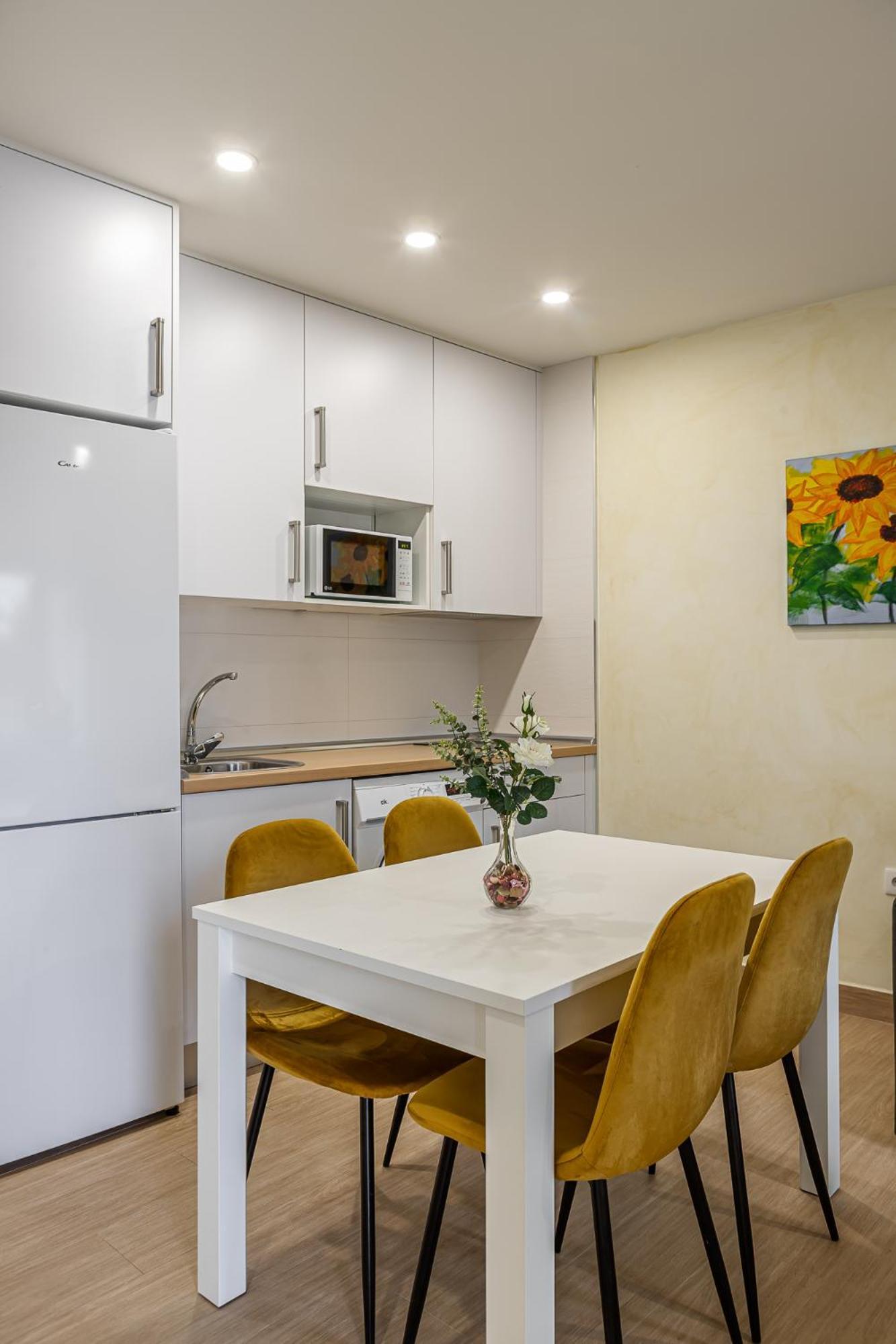 Jardines - Apartamentos & Estudio Ciempozuelos Ngoại thất bức ảnh